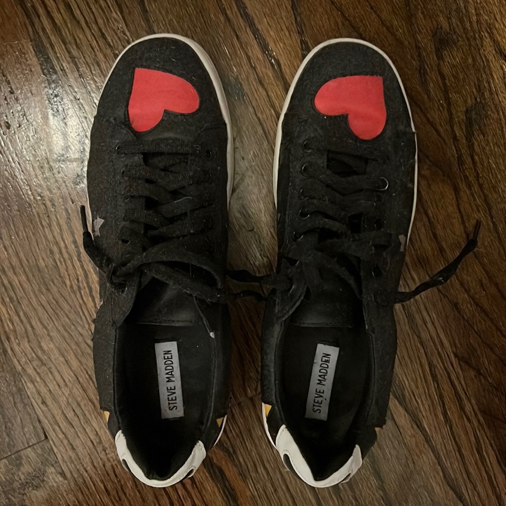 Steve Madden sneakers
